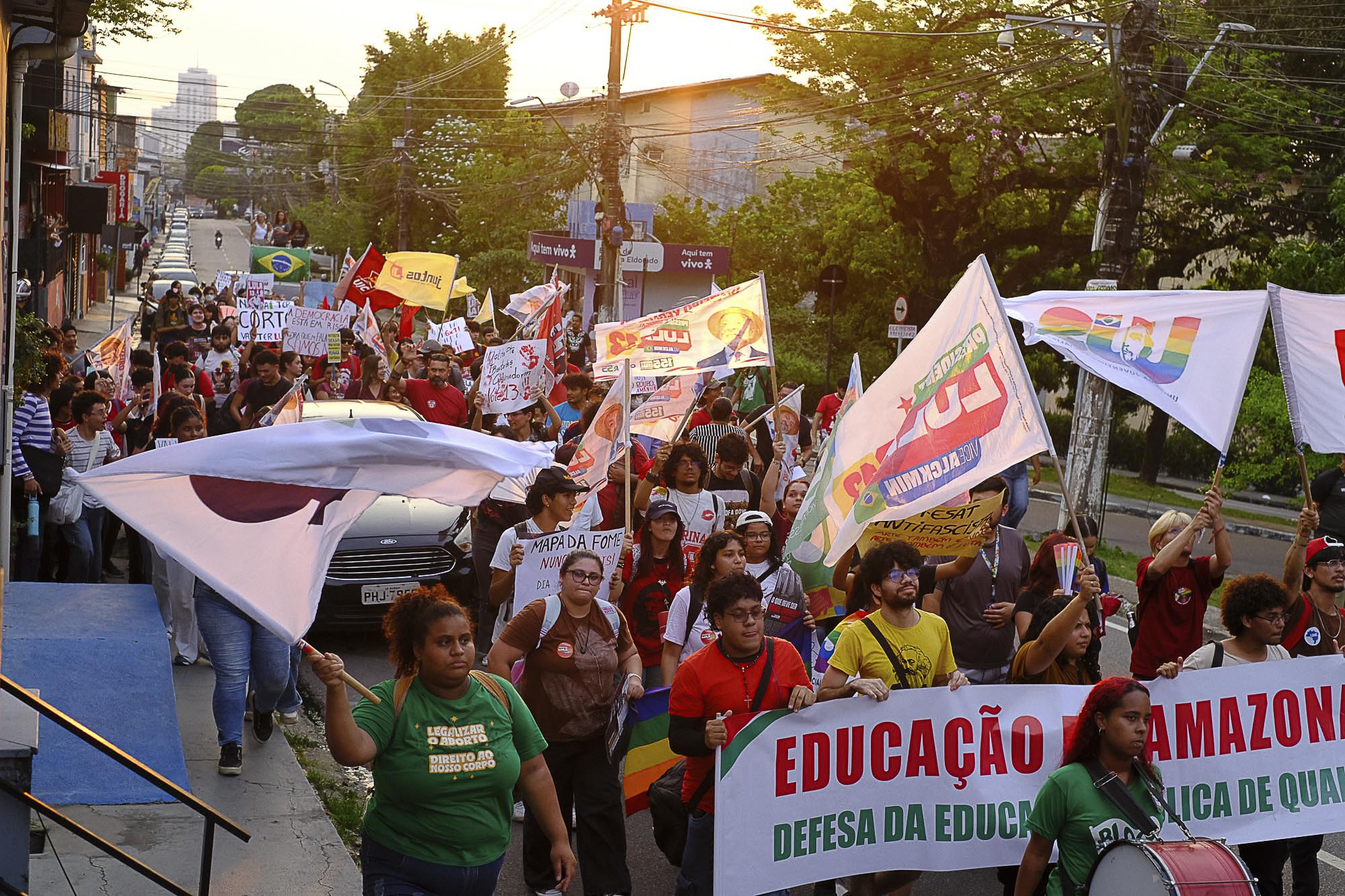 Movimento Estudantil que saiu da Universidade do Estado do Amazonas até a Assembleia Legislativa